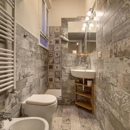 Appartement Pilastri Near Santa Croce *