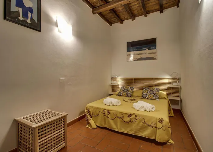 Pilastri Near Santa Croce شقة فلورنس